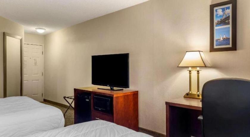 Comfort Inn Foxboro - Mansfield Foxborough Exterior photo